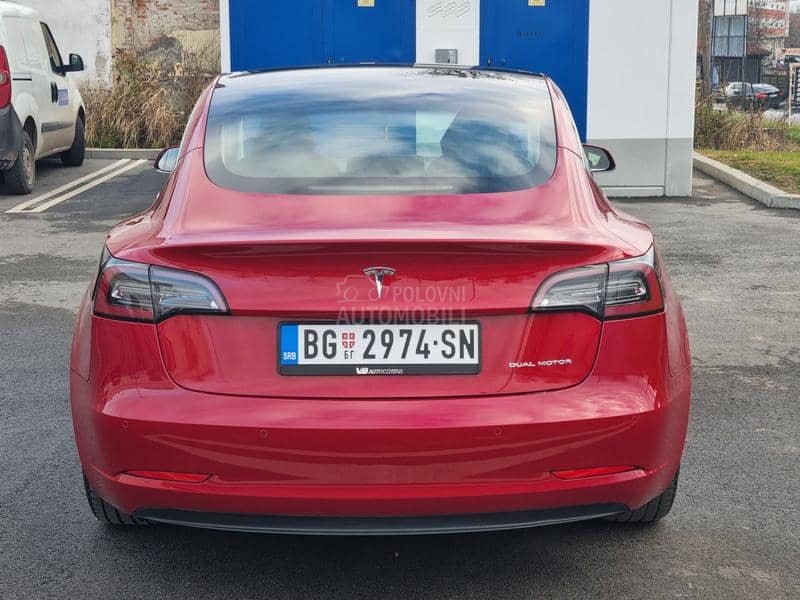 Tesla Model 3 Long Range Dual Awd