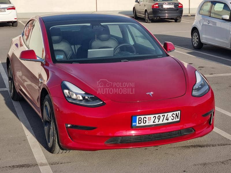 Tesla Model 3 Long Range Dual Awd