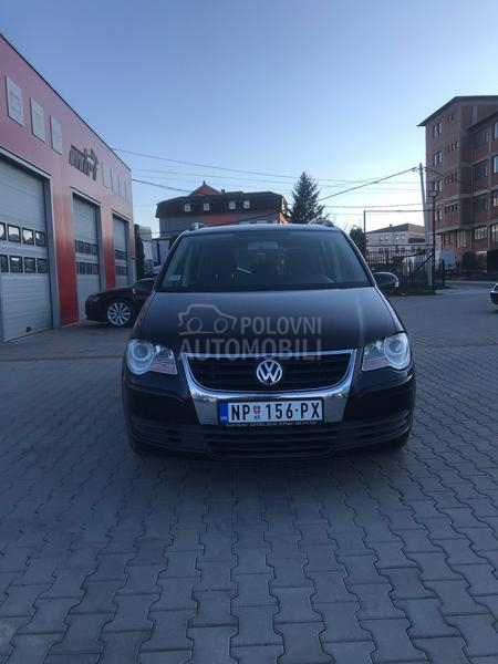 Volkswagen Touran 2,0 TDI