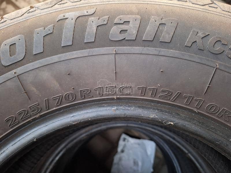 Kumho 225/70 R15 Letnja