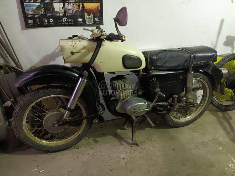 MZ Trophy 125/1