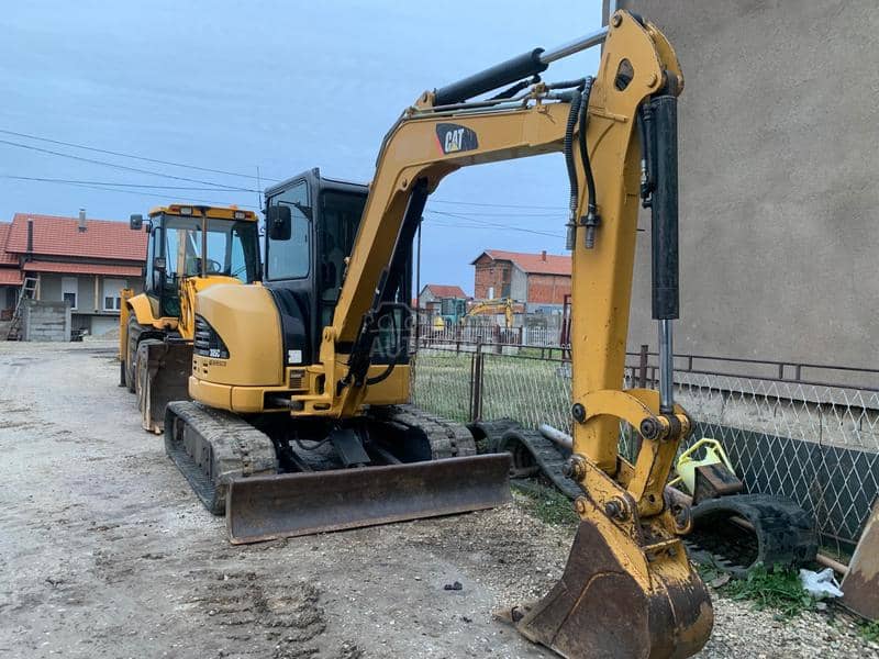 CAT 305C cr