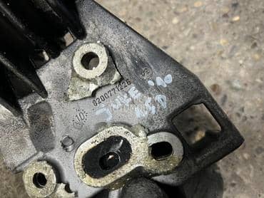 Nosac motora za Nissan Juke od 2010. do 2015. god.