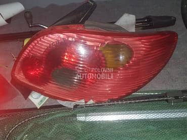 desna stop lampa za Peugeot 206 od 2003. do 2008. god.