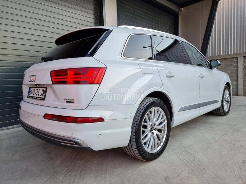 Audi Q7 3.0 TDI E TRON