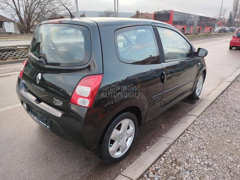 Renault Twingo 1.2i u.v.o.z C H