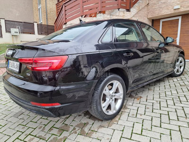 Audi A4 2.0TDI S-LINE MATRIX
