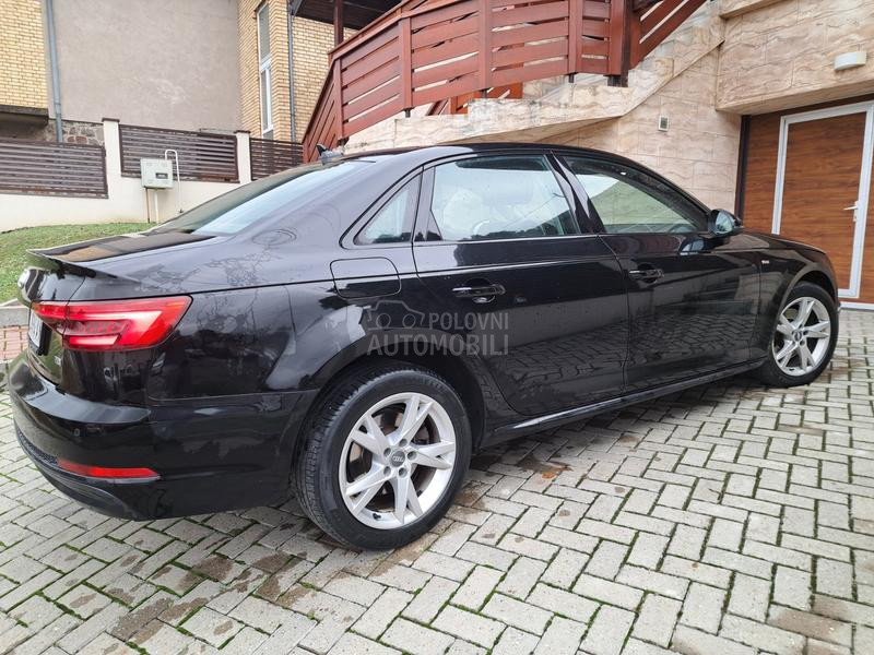 Audi A4 2.0TDI S-LINE MATRIX