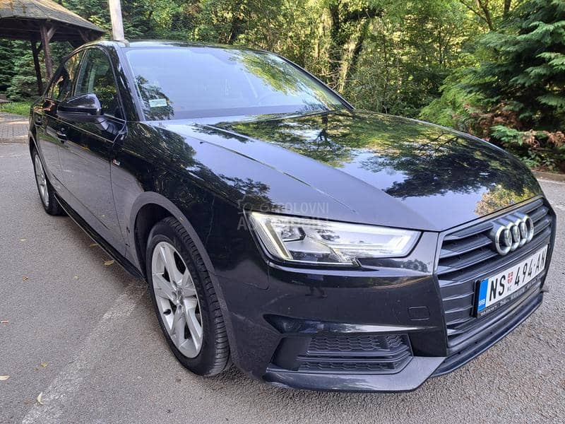 Audi A4 2.0TDI S-LINE MATRIX