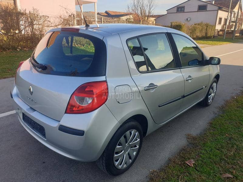 Renault Clio 1,2 inicijale