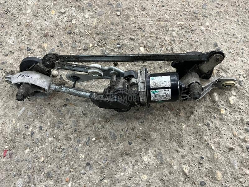 Motor brisaca prednji