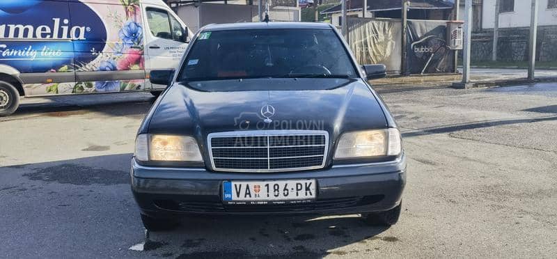 Mercedes Benz C 180 