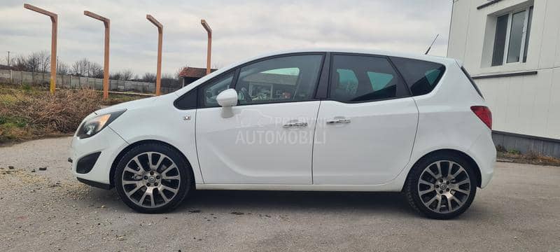 Opel Meriva CH OPC LINE