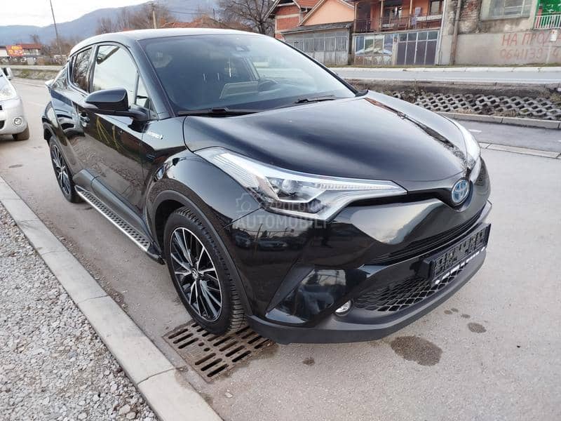 Toyota C-HR 1.8i  u.v.o.z  C H