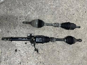 Poluosovina leva i desna za Nissan Juke od 2010. do 2015. god.