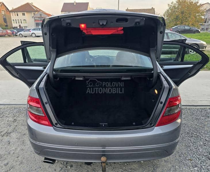 Mercedes Benz C 220 CDI N.A.V.I