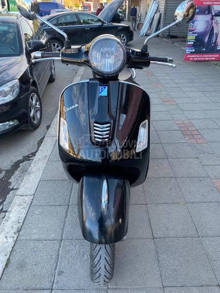 Vespa GTS125