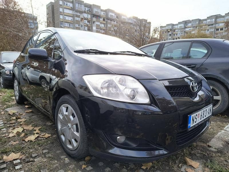 Toyota Auris 