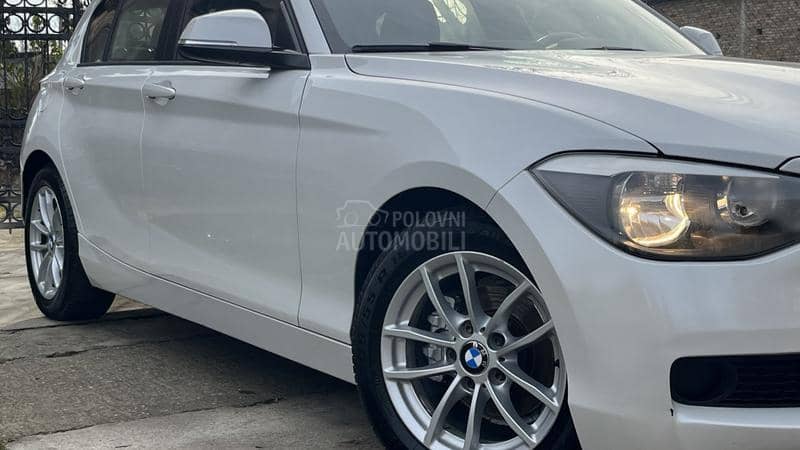 BMW 116 1.6d 85K PERLA