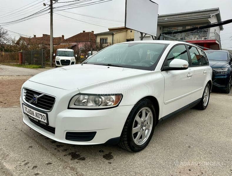 Volvo V50 1.6 D BAS DOBAR