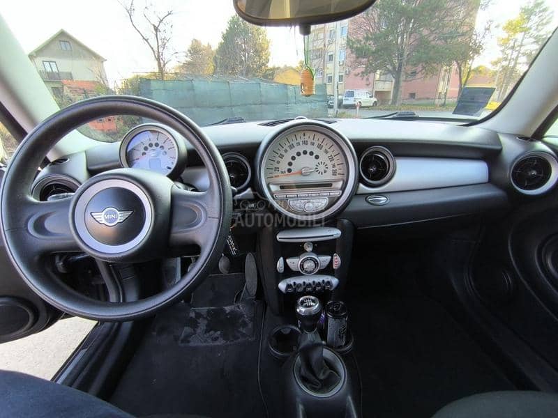 MINI Cooper 1.6 d