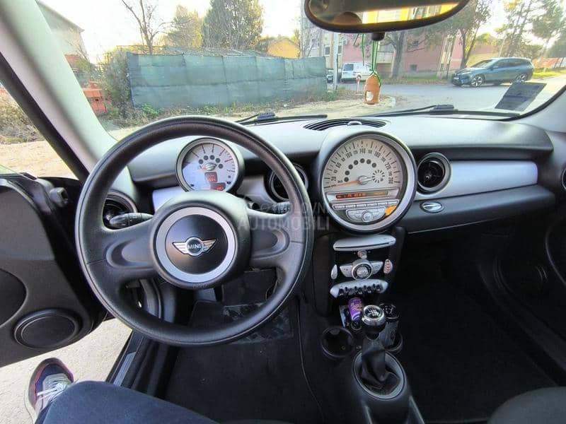 MINI Cooper 1.6 d