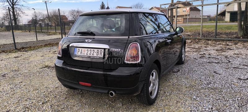 MINI Cooper 1.6 d