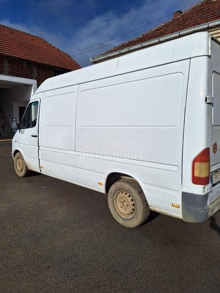 Mercedes Benz Sprinter 