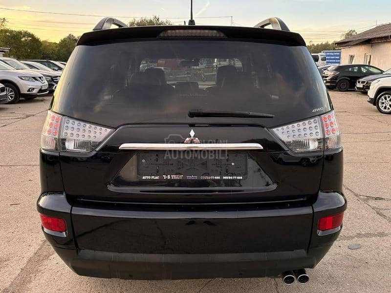 Mitsubishi Outlander 2.2DID INTENSE 4WD