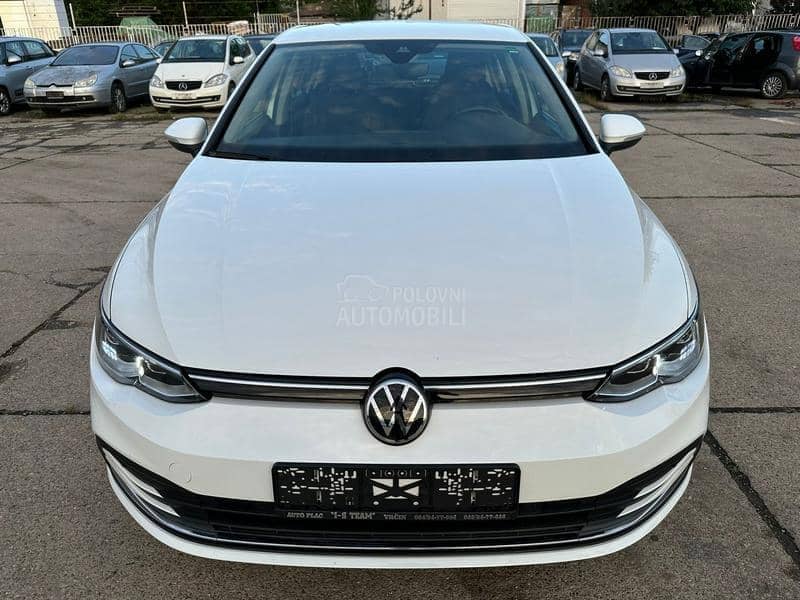 Volkswagen Golf 8 1.5eTSI HYBRID DSG