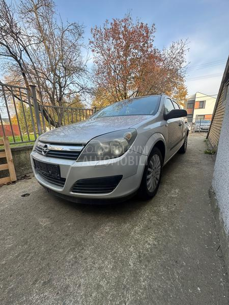 Opel Astra H 