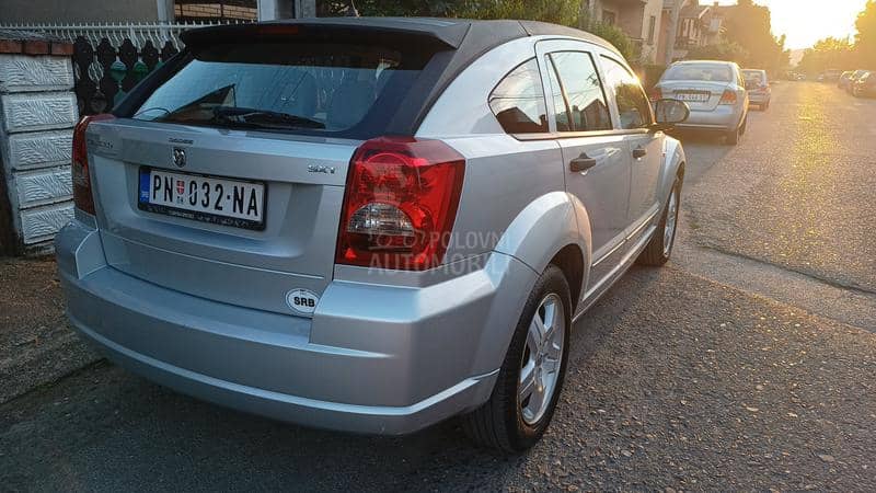 Dodge Caliber 1.8 SXT