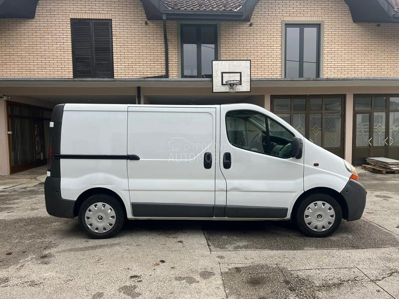 Renault Trafic 1.9dci klima galerija