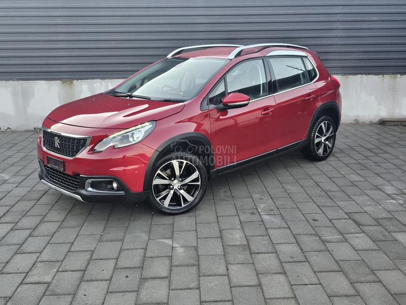 Peugeot 2008 1.2 ALLURE