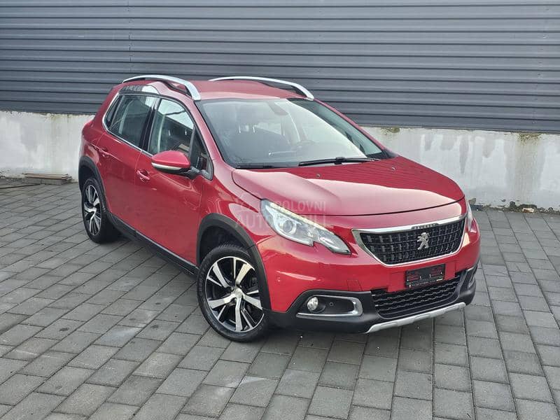 Peugeot 2008 1.2 ALLURE