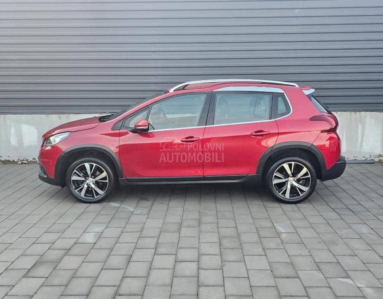 Peugeot 2008 1.2 ALLURE