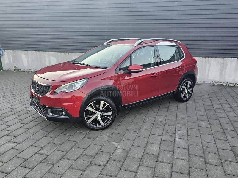 Peugeot 2008 1.2 ALLURE