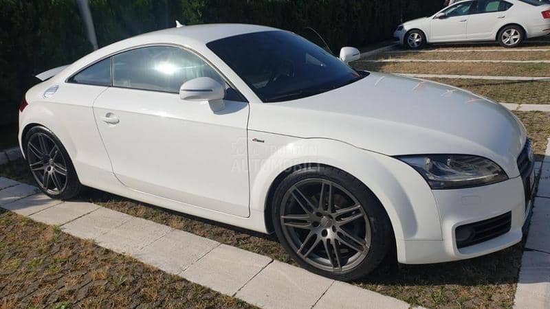 Audi TT 