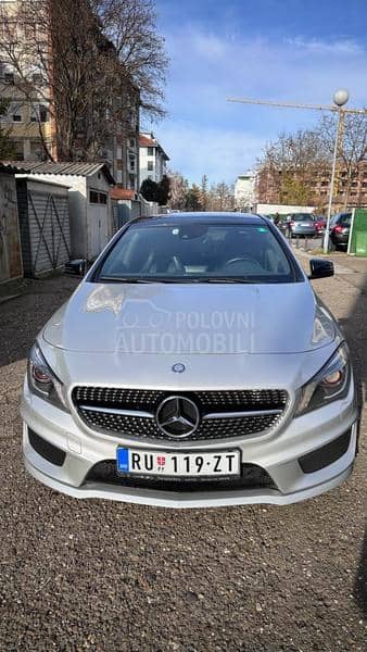 Mercedes Benz CLA 200 1.6