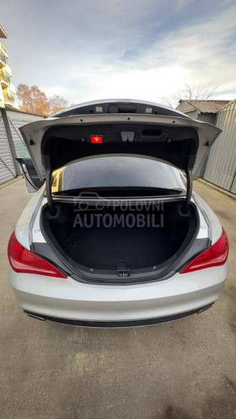 Mercedes Benz CLA 200 1.6