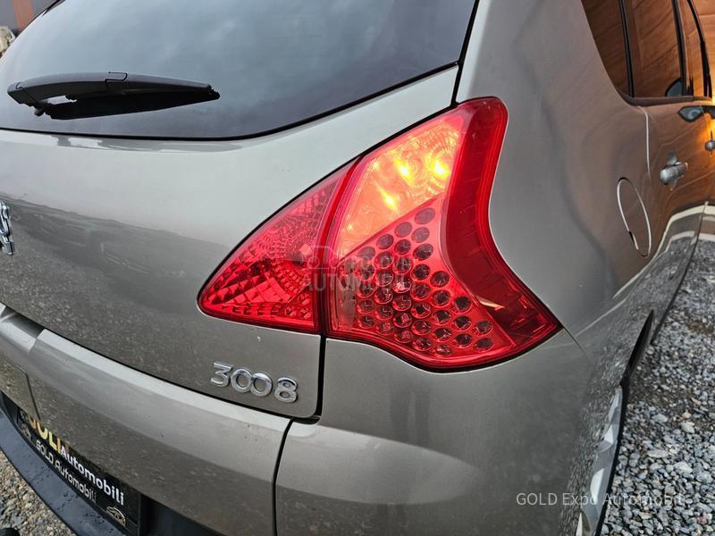 Peugeot 3008 1.6 HDi PREMIUM GOLD