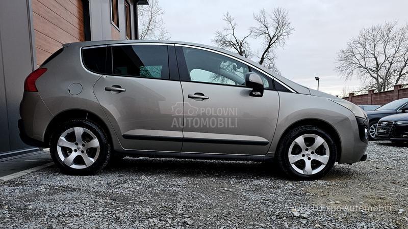 Peugeot 3008 1.6 HDi PREMIUM GOLD