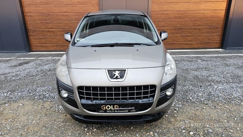 Peugeot 3008 1.6 HDi PREMIUM GOLD