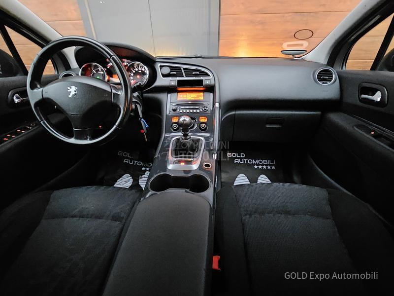 Peugeot 3008 1.6 HDi PREMIUM GOLD