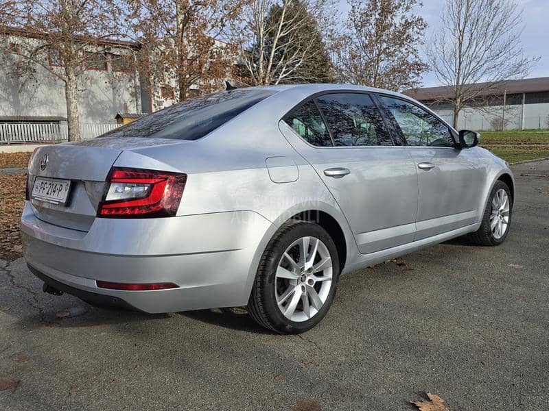 Škoda Octavia 1.0TSI STYLE DSG