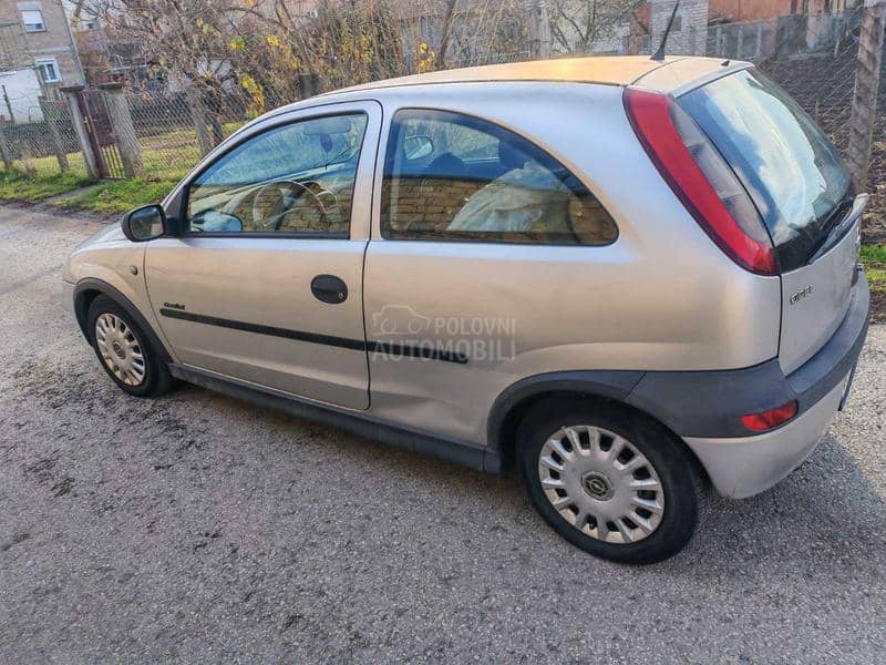 Opel Corsa C 1.7 DTI