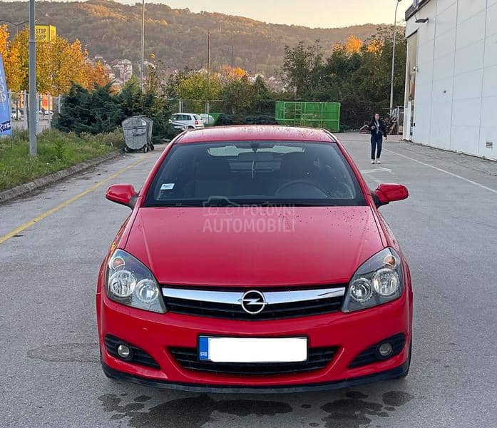 Opel Astra H GTC