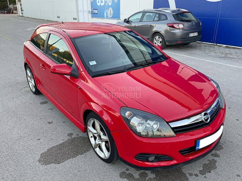 Opel Astra H GTC