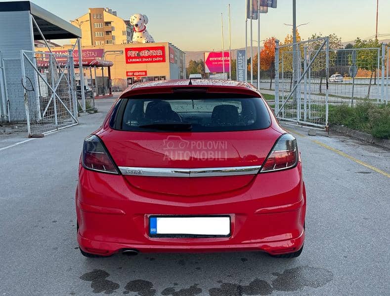 Opel Astra H GTC