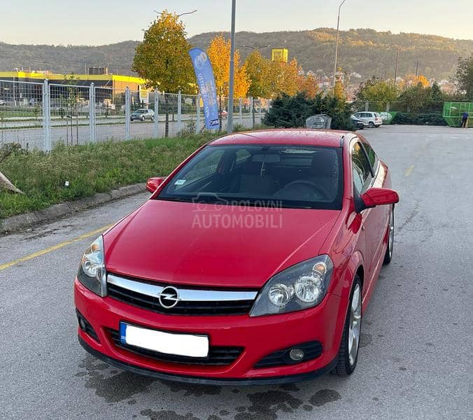 Opel Astra H GTC